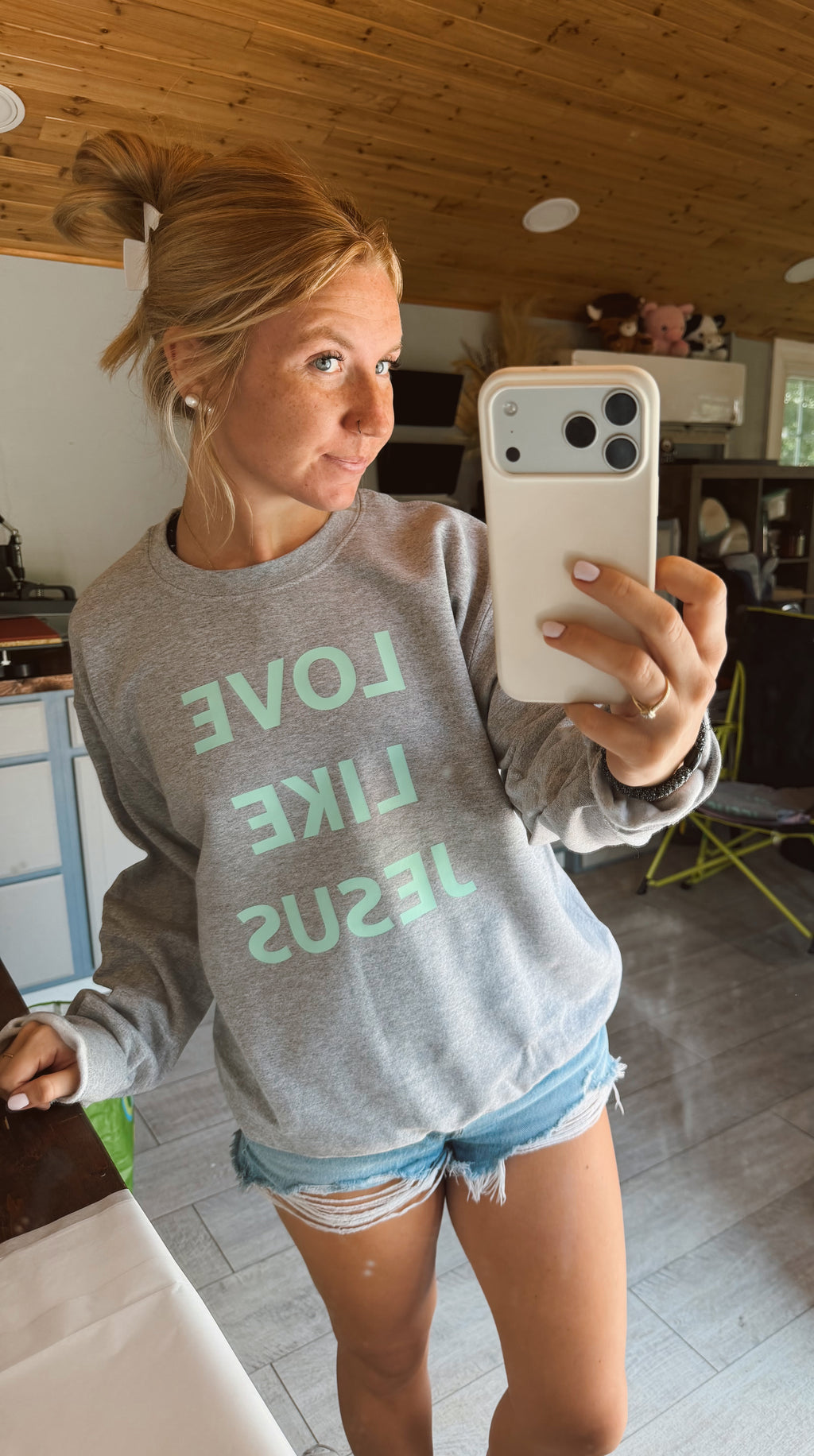 Love Like Jesus Crewneck